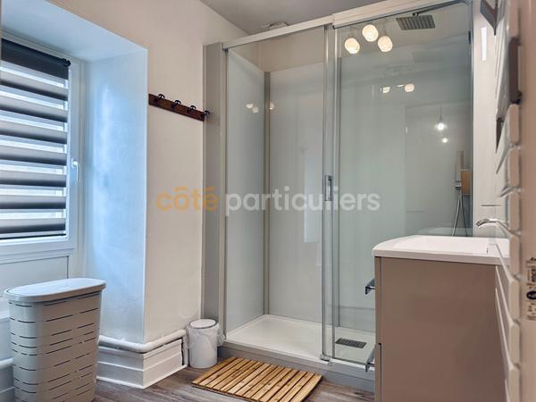 Vente
                Maison65 m² - 3 Pièces -
                    VALOGNES (50700)