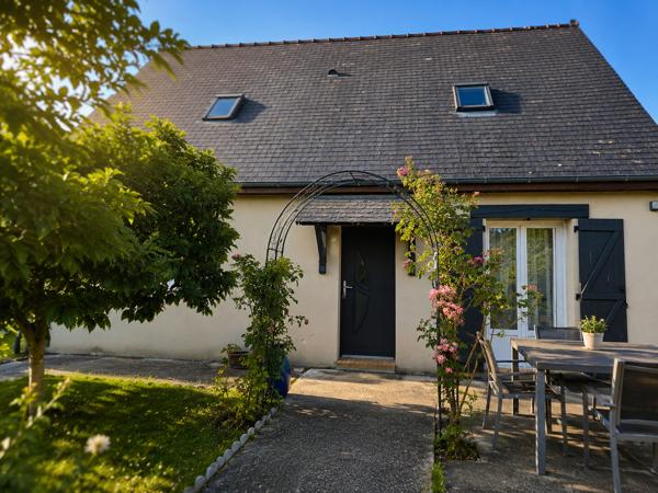 Maison
         6 pièces
        - 130 m² 378 000 € *