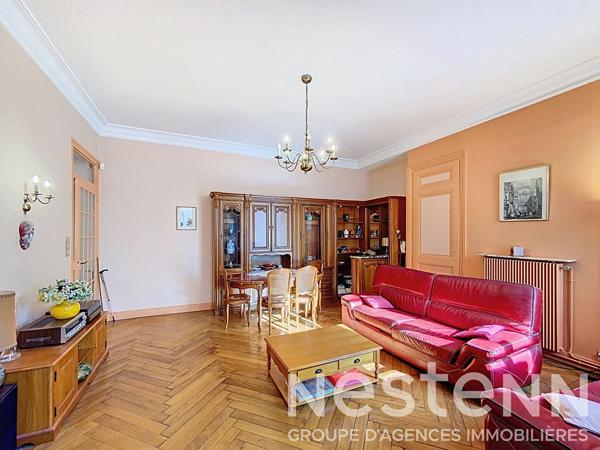 Lyon 6 Masséna - Spacieux T3 avec charme de l'ancien - 2 chambres