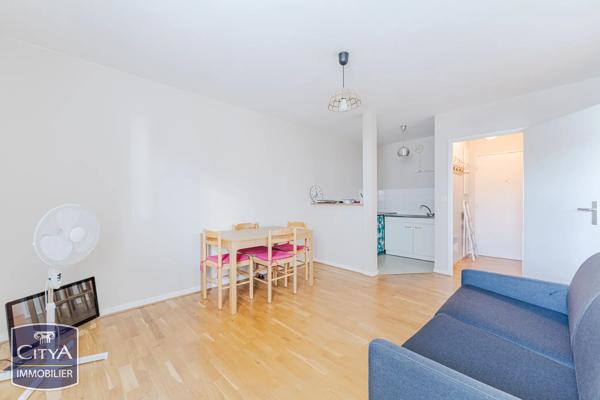 Appartement à vendre 2 pièces 54.6m² Tours (37000)