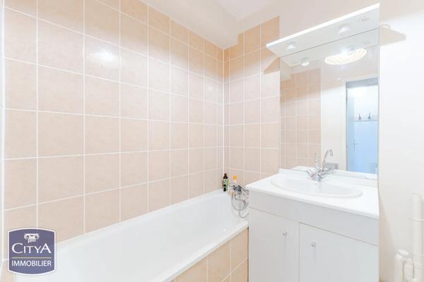Appartement à vendre 2 pièces 54.6m² Tours (37000)