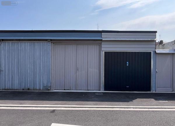 Maison de maître à vendre à Hazebrouck dans le Nord (59190), ref : 13078/3416   
centre ville