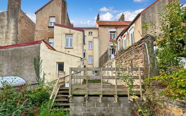 Immeuble à vendre    8 pièces • 170 m2 Boulogne-sur-Mer