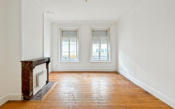 Immeuble à vendre    8 pièces • 170 m2 Boulogne-sur-Mer