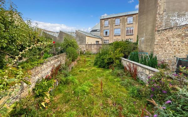 Immeuble à vendre    8 pièces • 170 m2 Boulogne-sur-Mer