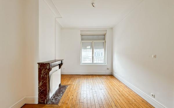 Immeuble à vendre    8 pièces • 170 m2 Boulogne-sur-Mer