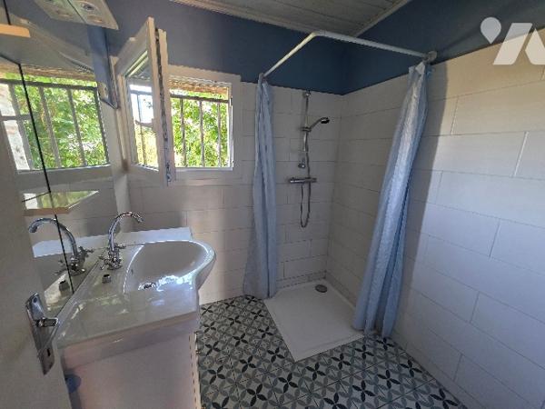 Maison en pierre avec grand terrain et accès direct au canal – Buzet-sur-Baïse