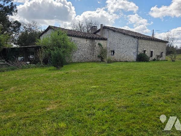 Maison en pierre avec grand terrain et accès direct au canal – Buzet-sur-Baïse