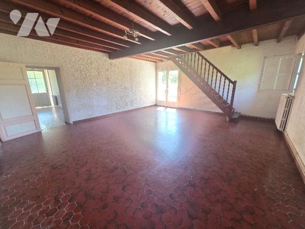 Maison en pierre avec grand terrain et accès direct au canal – Buzet-sur-Baïse