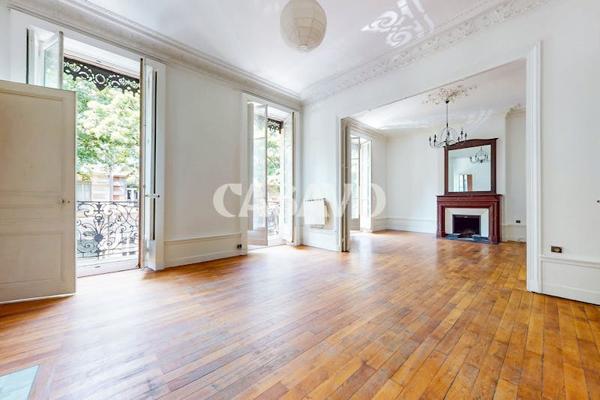 Vente Appartement 6 pièces de 170m² - 38000 Grenoble