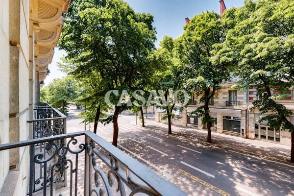 Vente Appartement 6 pièces de 170m² - 38000 Grenoble