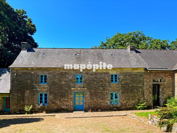 Maison
         19 pièces
        - 1275 m² Bien prestige 590 000 € *