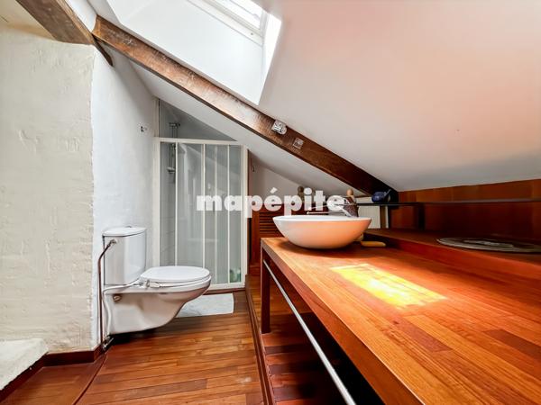 Maison
         19 pièces
        - 1275 m² Bien prestige 590 000 € *