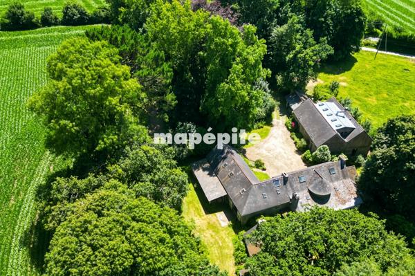 Maison
         19 pièces
        - 1275 m² Bien prestige 590 000 € *