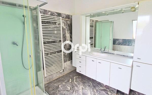 Maison à vendre    5 pièces •  Halluin