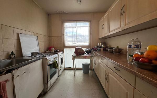 Appartement à vendre    4 pièces • 66,80 m2 Grigny