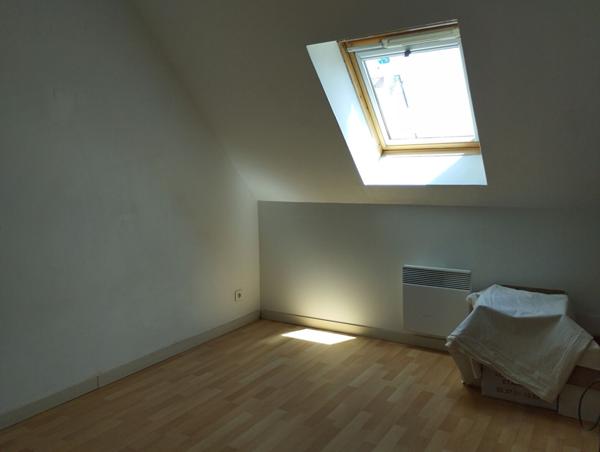 A LOUER - CANDE Pavillon T5 de 87 m2