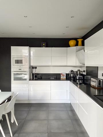 Maison Croix - CENTRE