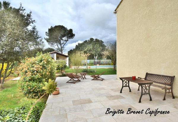 Maison à vendre 6 pièces SAINT MAXIMIN LA SAINTE BAUME (83)