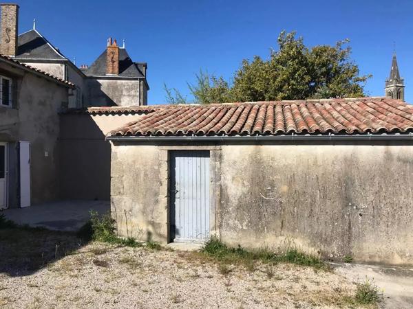 MAISON DE BOURG