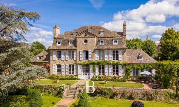Aurillac, Château 10 Chambres -  400 m² à vendre