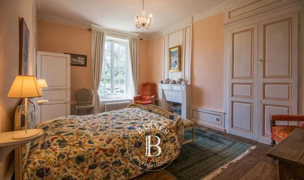 Aurillac, Château 10 Chambres -  400 m² à vendre