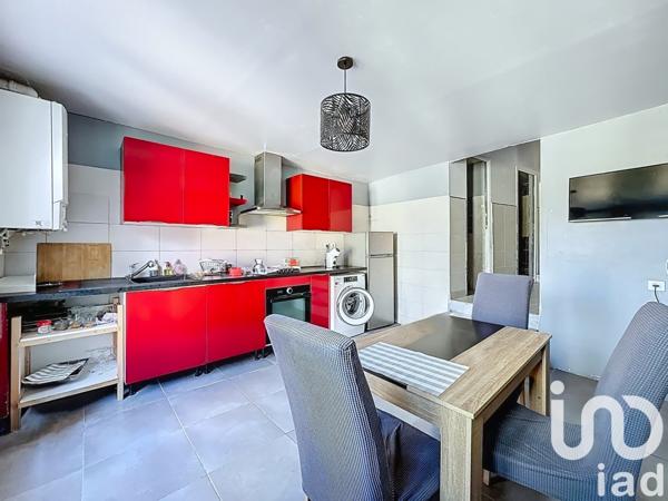 Maison à vendre 4 pièces 87 m² Guîtres