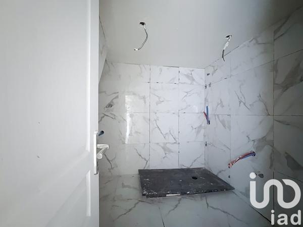 Maison à vendre 4 pièces 87 m² Guîtres