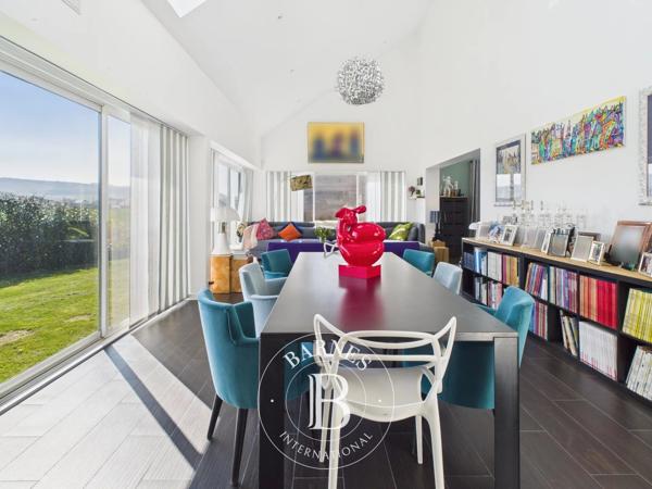 Sangatte, Maison 6 Chambres -  313 m² à vendre