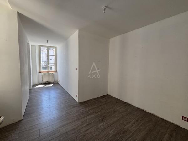 Maison 3 chambres + bureau – Centre-ville – DPE C