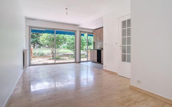 Appartement à louer    2 pièces • 45,44 m2 Nice