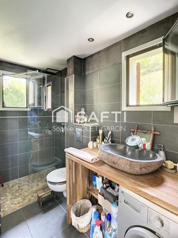 Unique à Serre-Chevalier, petite maison individuelle sans voisinage