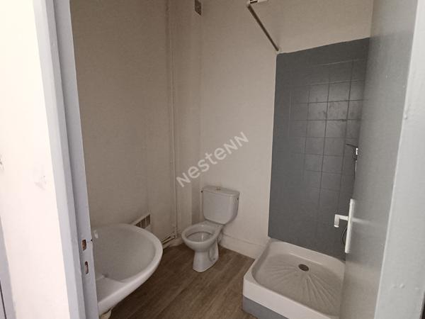 Toulon Place de l'Opéra. Immeuble complet de 16 lots en R+6 de 380m²