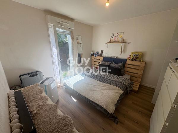 Appartement 2 pièces avec jardin et parking.