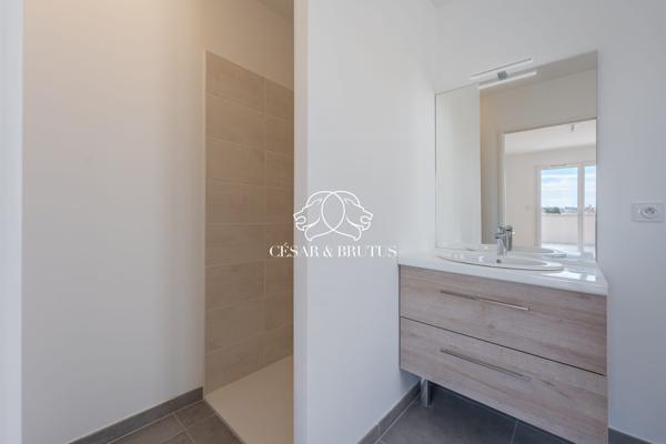 MEYZIEU – ATTIQUE D’EXCEPTION T5 de 117 m² avec 170m2 de terrasse
