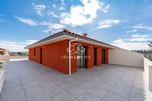 MEYZIEU – ATTIQUE D’EXCEPTION T5 de 117 m² avec 170m2 de terrasse