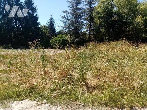 4 parcelles de terrains à batir 
de 729 m² à 988 m² - terrain plat - viabilisation bordure de route