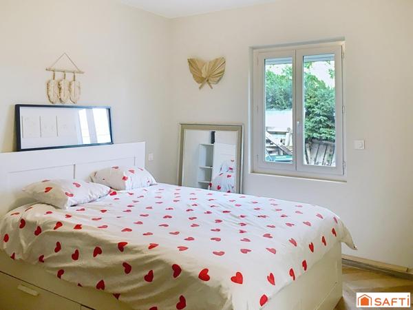 RENOVATION DE QUALITE POUR CETTE MAISON FAMILIALE DE 102 M2 IDEALEMENT PLACEE