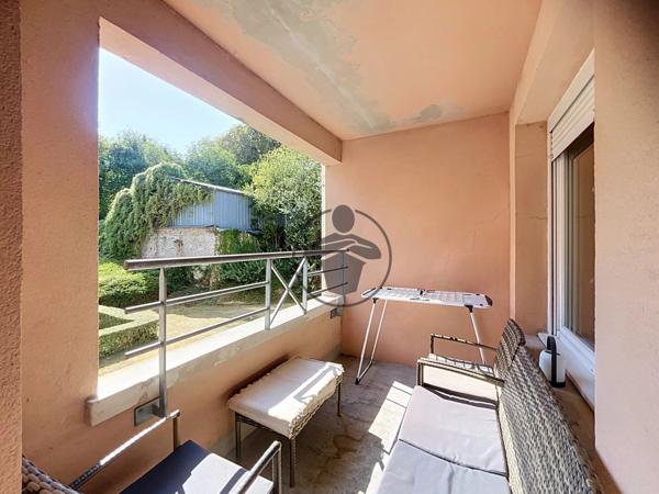 Vente                                                      Appartement
                        
                     3 pièces                      56 m2                     à Saint-Quentin