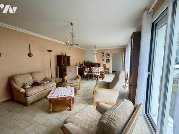 MAISON ENTIEREMENT DE PLAIN PIED QUARTIER LEVY/ ST IDEUC