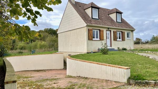 Maison
                                                                                                                                                                                                                                                                                                                        5 pièce(s)                                                                                                                                                                                                          3 chambre(s)                                                                                                                                                                                                          94  m²