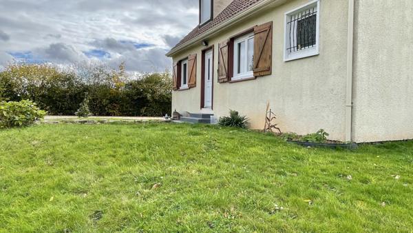 Maison
                                                                                                                                                                                                                                                                                                                        5 pièce(s)                                                                                                                                                                                                          3 chambre(s)                                                                                                                                                                                                          94  m²