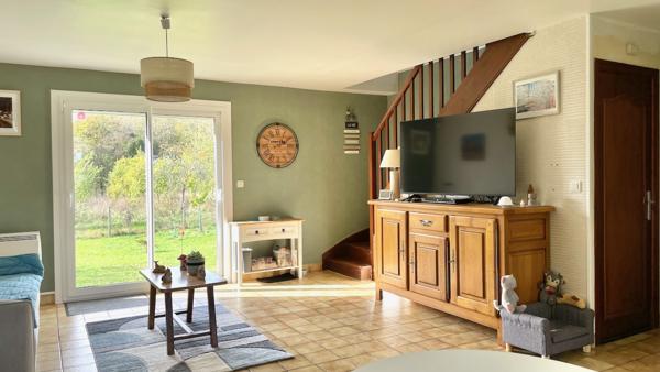Maison
                                                                                                                                                                                                                                                                                                                        5 pièce(s)                                                                                                                                                                                                          3 chambre(s)                                                                                                                                                                                                          94  m²