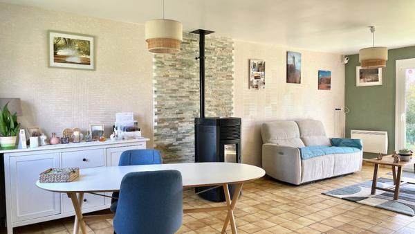 Maison
                                                                                                                                                                                                                                                                                                                        5 pièce(s)                                                                                                                                                                                                          3 chambre(s)                                                                                                                                                                                                          94  m²