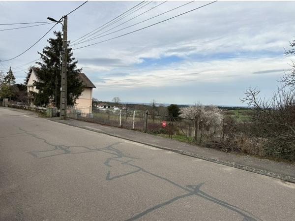 Beau terrain à batir vue degagée