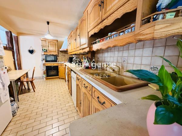 Maison à VILLENEUVE-LA-GUYARD, 89340 - 4 pièces 120m²