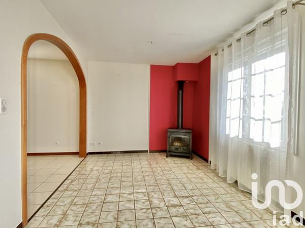 Maison 4 pièces de 100 m² à Vouvant (85120)