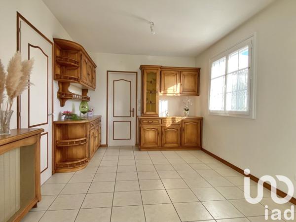 Maison 4 pièces de 100 m² à Vouvant (85120)