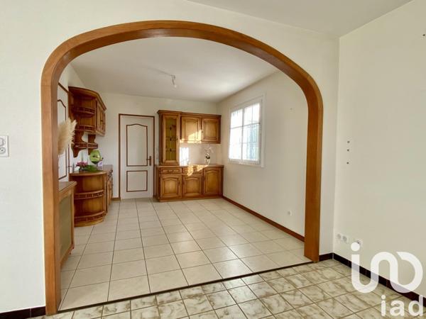 Maison 4 pièces de 100 m² à Vouvant (85120)
