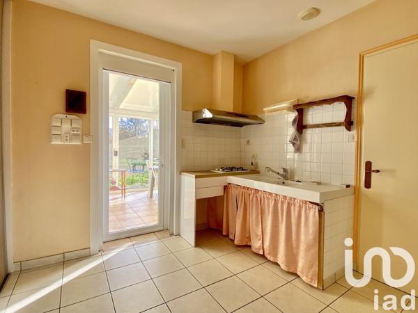 Maison 4 pièces de 100 m² à Vouvant (85120)